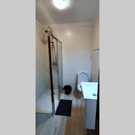 Quarto Privado, 5 Min Do Centro E Praia De Cascais アパート カスカイス